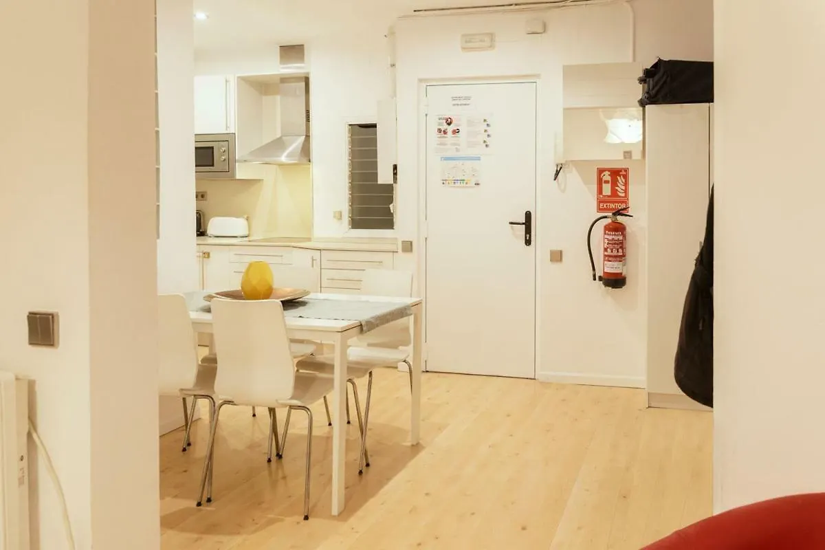 Nice Apartment In The Middle Of Born Barcelona