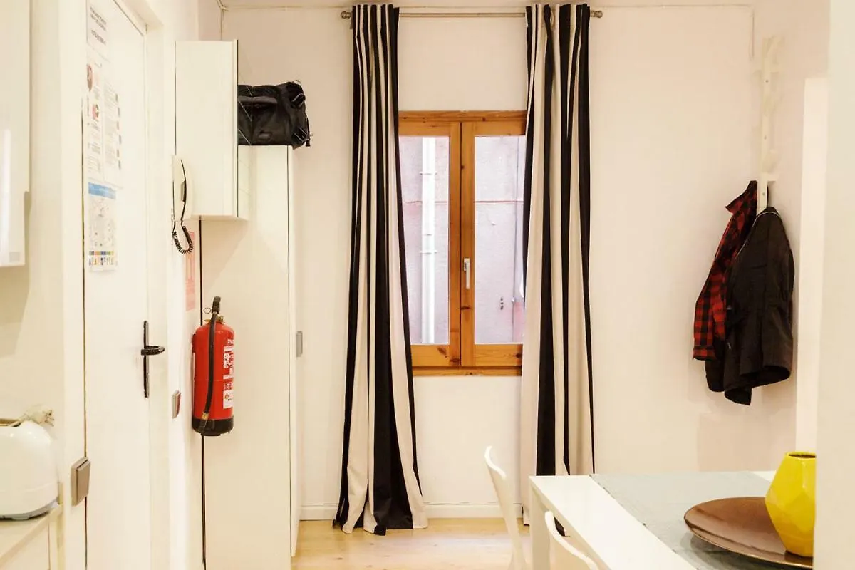 Nice Apartment In The Middle Of Born Barcelona